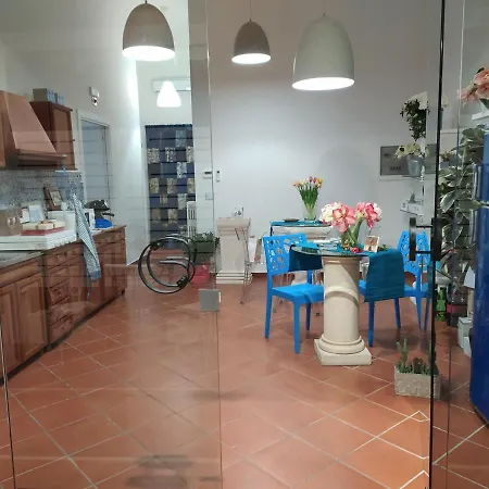 La Casa Di Gio Bed & Breakfast 3*